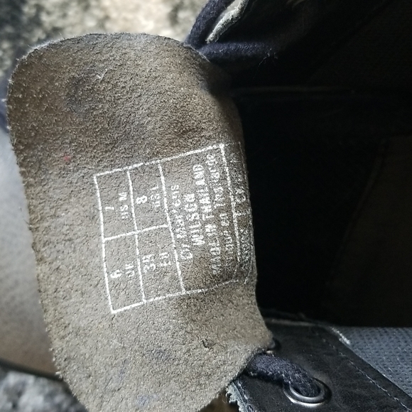 Dr. Martens Mens Wilson Chukka Boot Black and Grey - Picture 5 of 14